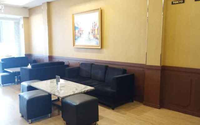 Grand Venetian Hotel