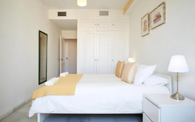 San Jacinto Triana Suite by Valcambre