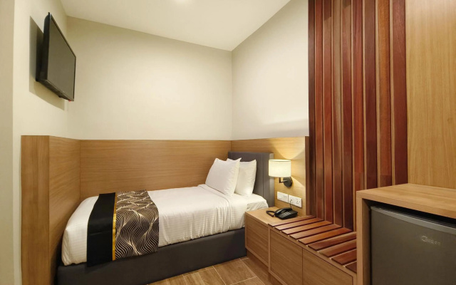 Zoom Hotel – Guest Rooms – George Town