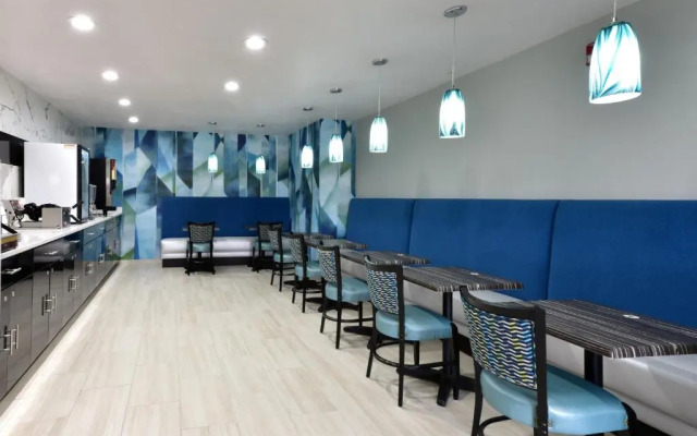 Days Inn Springville