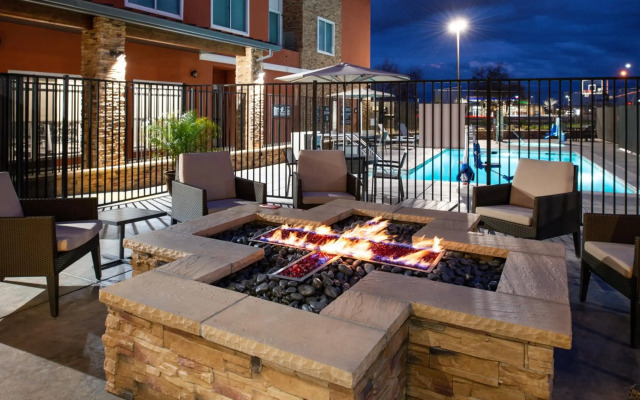 Residence Inn by Marriott Visalia