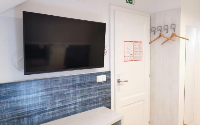 H2O Hostel