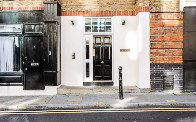 Stylish East London Flat Near Spitalfields Market