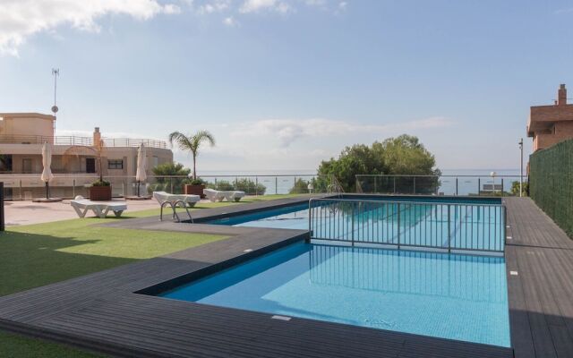 Apartamento Albatros  by Iberplaya