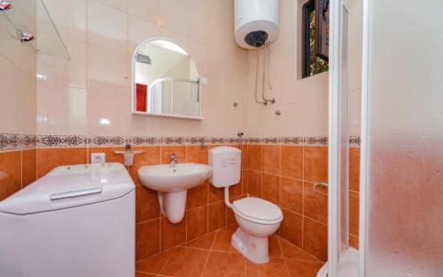 Orange Dream Apartment