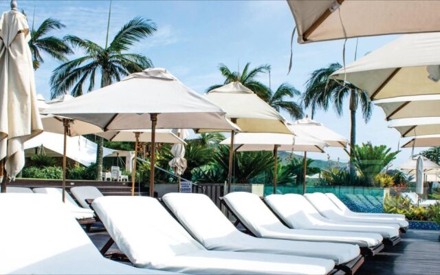 First Group Breakers Resort