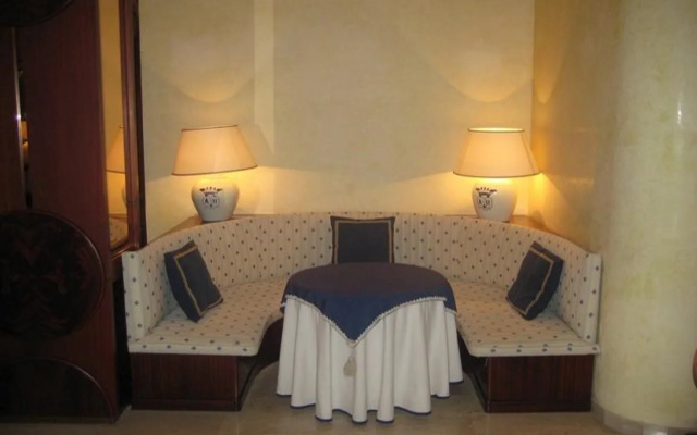 Hotel Anthony
