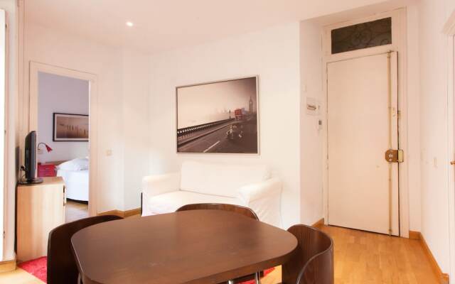 Latina Vibe Apartments By Allô Housing