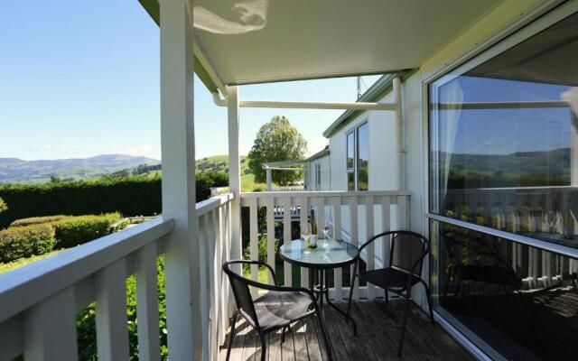 Akaroa Top 10 Holiday Park