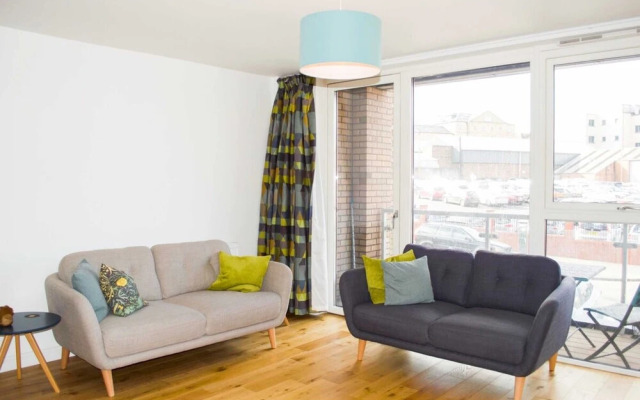 Modern Home By Leith Walk