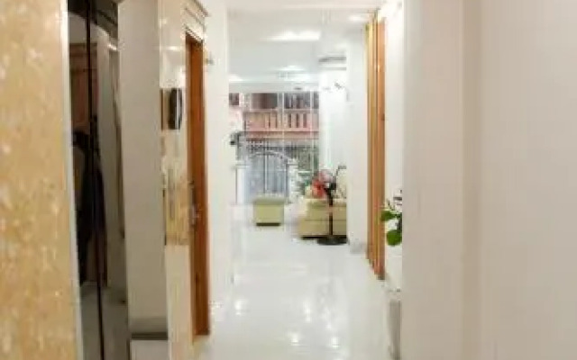 Caroline Beach Vung Tau