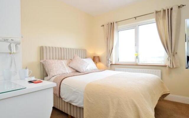 Salthill B&B Ocean Villa
