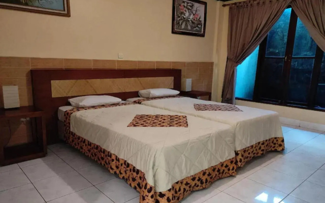 OYO 3923 Villa Puri Royan