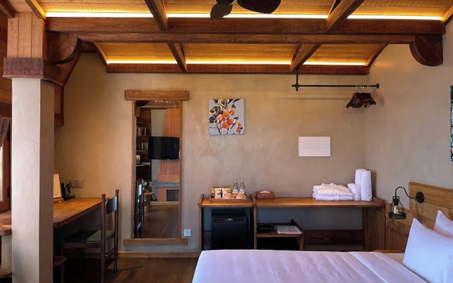 The Pink Boutique Hotel