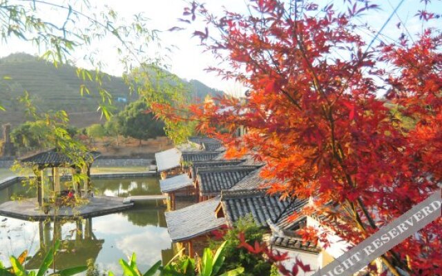 Houtang Holiday Manor