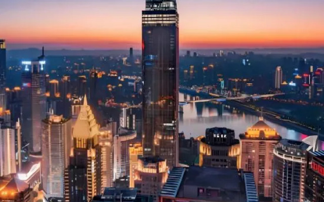 D&F Designer Hotel (Chongqing Longmenhao Yangtze River Cableway Branch)