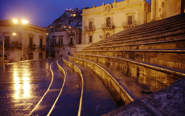 Studio in Piazza Armerina, With Wonderful City View, Balcony and Wifi