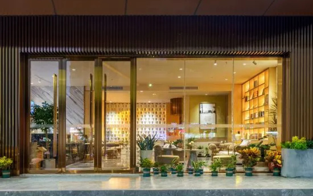 Yalan S Garden Hotel (Shenzhen Baoan Center Fanshen Subway Station Branch) – Outside – Shenzhen