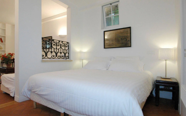 Mithouard Apartment