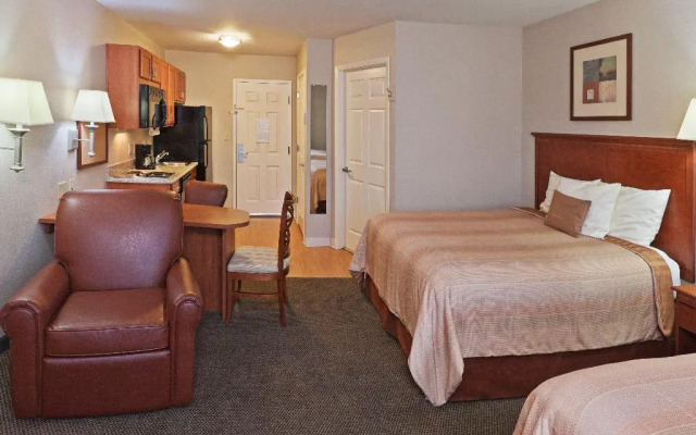 Candlewood Suites Wichita Falls @ Maurine St.