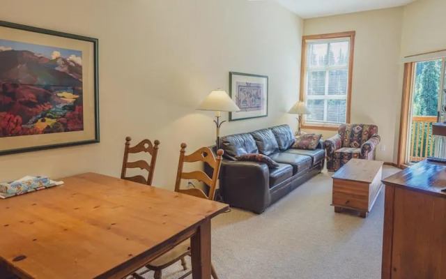 Fireside Lodge #419 By Bear Country