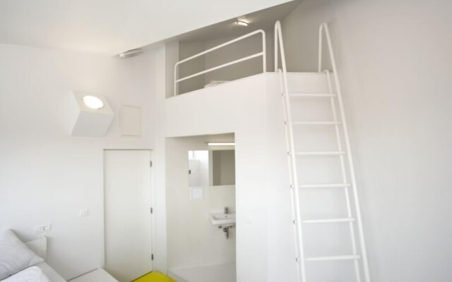 Design Hostel Goli & Bosi