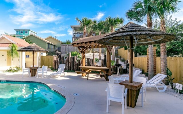 Wakiki Beach BSC304 by RedAwning