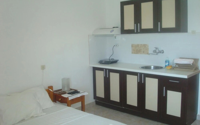 Petalides Apartments