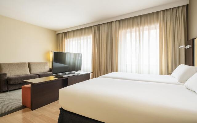 Hotel ILUNION Suites Madrid