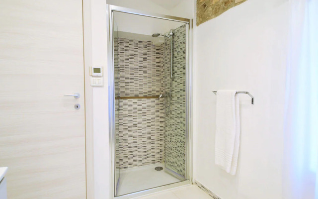 Stellar Apartment in Miane With Shared Swimming Pool