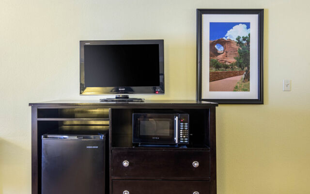 Quality Inn & Suites Gallup I-40 Exit 20
