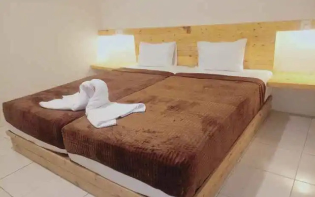 Tanawu Airport Hotel