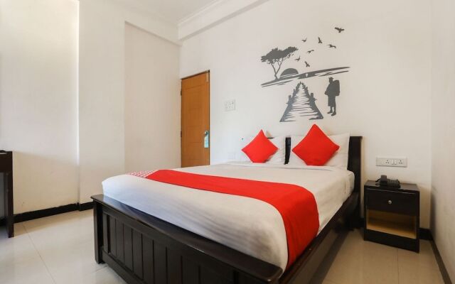 Oyo 29638 Gmr 18 Hotel