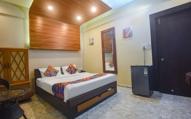OYO 85326 Corinthia Boutique Rooms