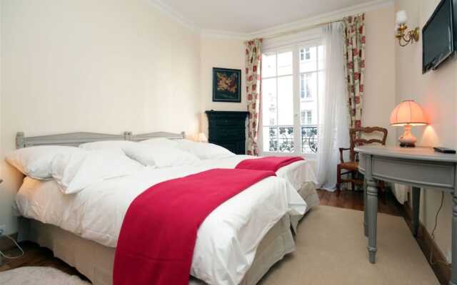 2 rooms - next to the Eiffel tower - Trocadéro