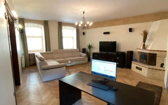 premium suites Postavarului
