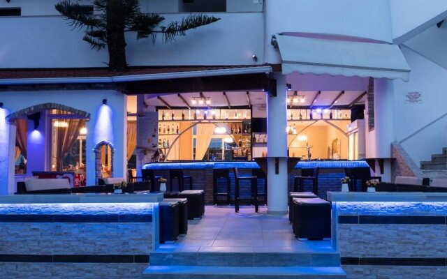 Chandris Apartments