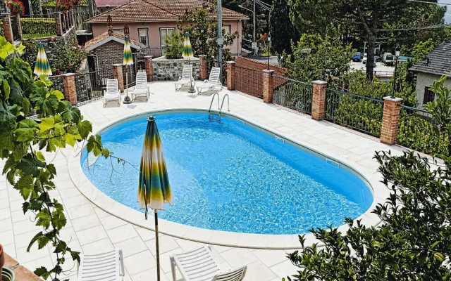 Apartment in Castellaro With Garden