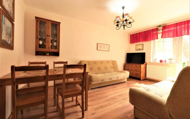 HoliApart Żeromskiego 2