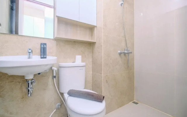 Fully Furnished With Cozy Design Studio Transpark Cibubur Apartment