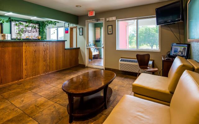 SureStay Plus Hotel by Best Western Bettendorf