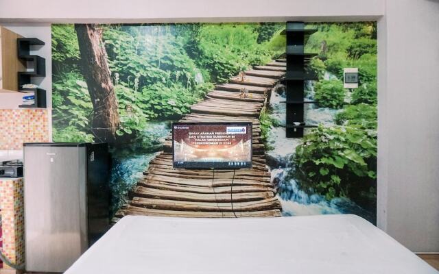 Warm And Cozy Stay Studio Green Bay Pluit Apartment