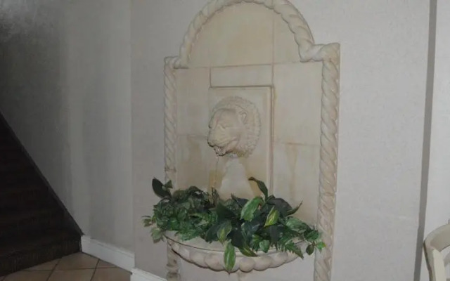 Sunset Inn and Suites