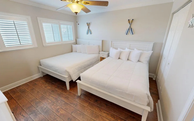 Beach House 301a 2 Bedroom Condo