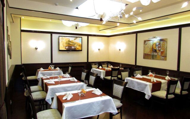Hotel Favorit