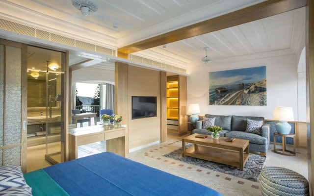 Columbia Beach Resort