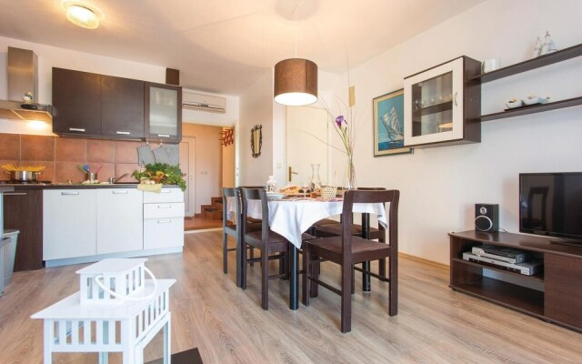 Awesome Home in Klimno With Wifi and 3 Bedrooms