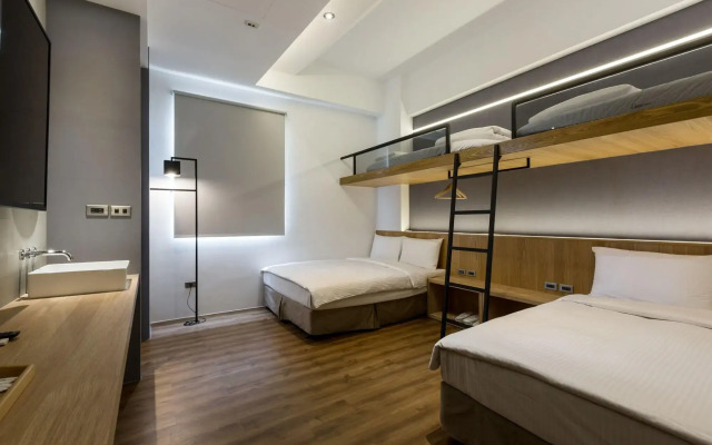 Green Hotel