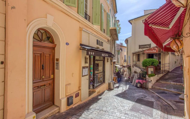 Style in Cannes-Beautiful Apt-5 mins stroll to Festival-Beach-Port