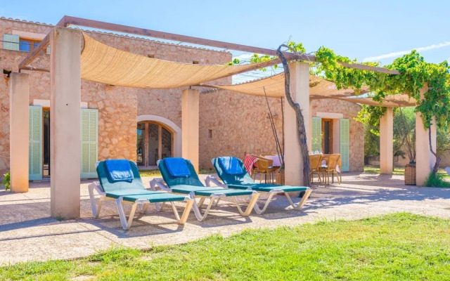 Ses Fonolleres in Cala Bona